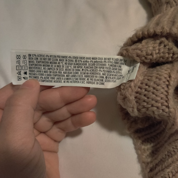 Super Soft Tan Cable Knit Cropped Sweater Vest - Picture 4 of 5